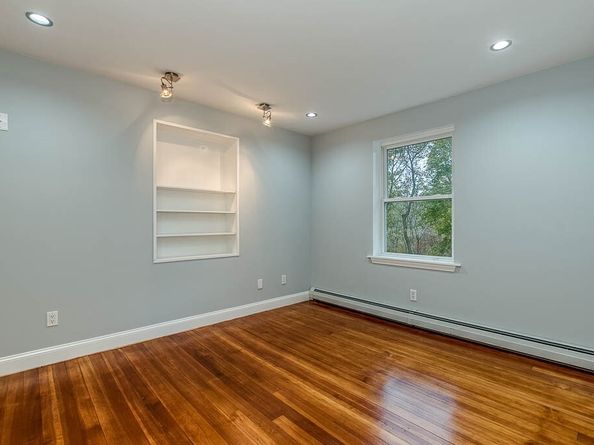 58 Jersey St, Dedham MA 02026