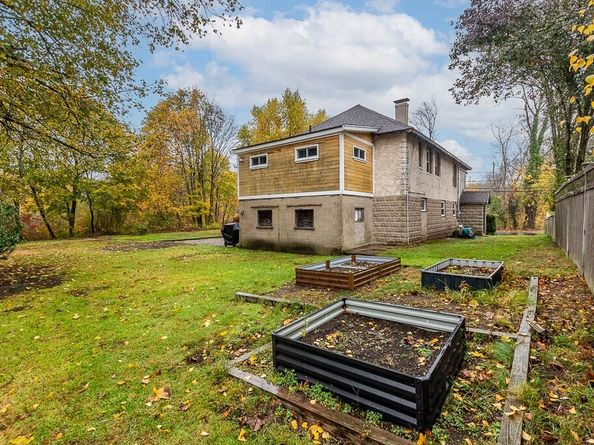 58 Jersey St, Dedham MA 02026