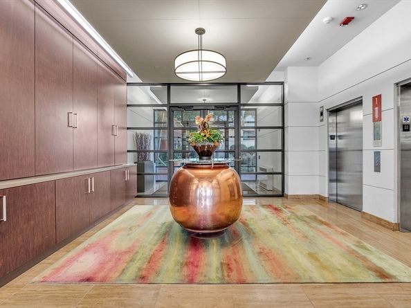 17 Otis St 602, Cambridge MA 02141