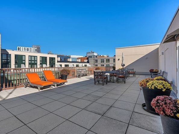 17 Otis St 602, Cambridge MA 02141