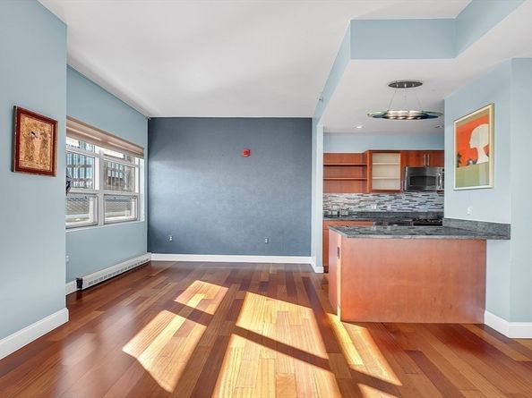 17 Otis St 602, Cambridge MA 02141