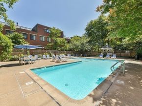 85 Brainerd Rd TH7, Boston MA 02134