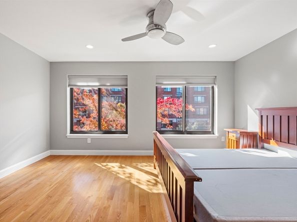 85 Brainerd Rd TH7, Boston MA 02134