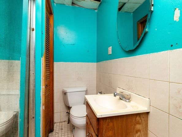 4 Cross St, Somerville MA 02145