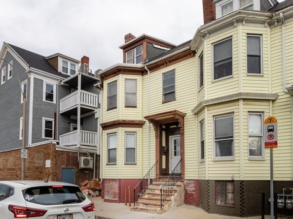 4 Cross St, Somerville MA 02145