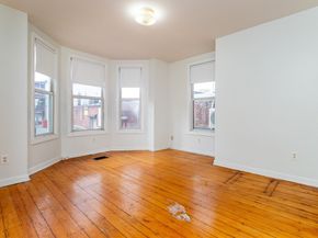 4 Cross St, Somerville MA 02145