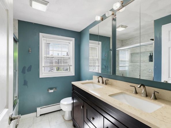 440 Essex St, Lynn MA 01902