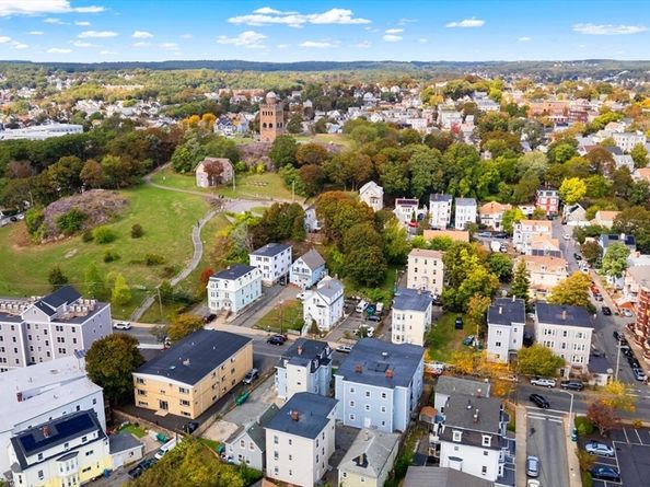 440 Essex St, Lynn MA 01902