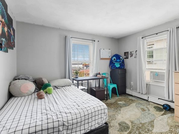 440 Essex St, Lynn MA 01902