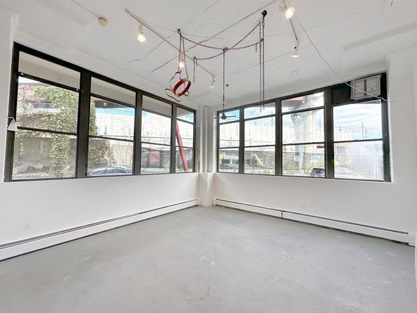 1 Fitchburg St B158, Somerville MA 02143