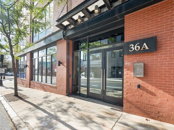 36 A St 5D, Boston MA 02127