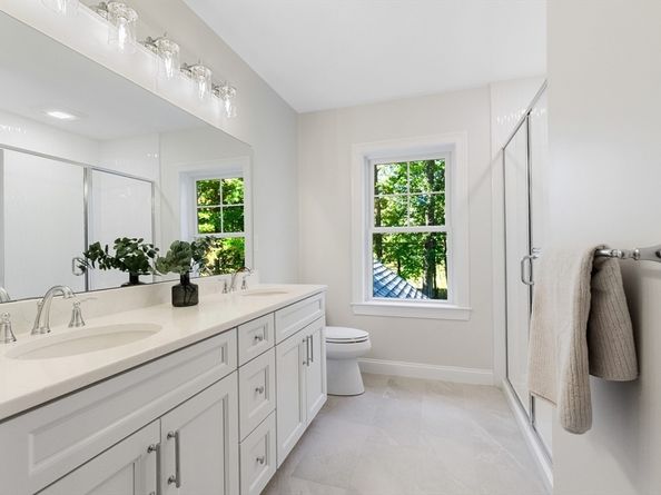 18 Robinson Rd, Lexington MA 02420
