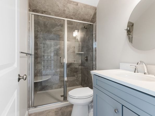 18 Robinson Rd, Lexington MA 02420