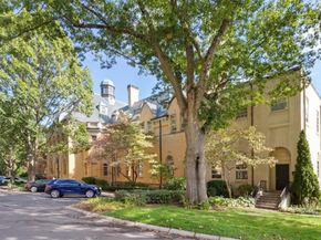60 Glen Rd 101, Brookline MA 02445