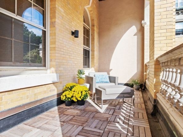 60 Glen Rd 101, Brookline MA 02445