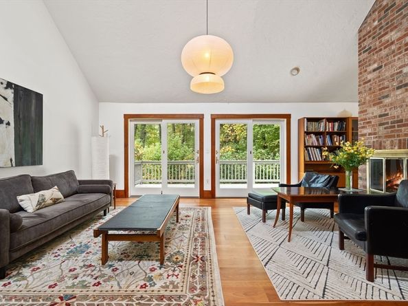 49 Birchwood Lane 49, Lincoln MA 01773