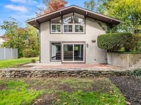 50 1st Parish Road, Scituate MA 02066