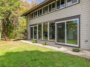 50 1st Parish Road, Scituate MA 02066