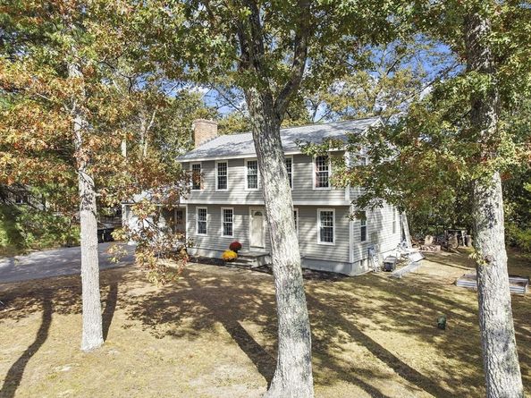 4 Gately Ave, Hudson MA 01749