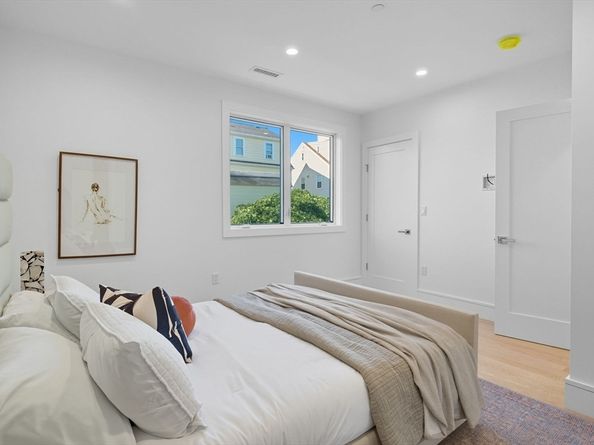 1001 Shirley 3, Winthrop MA 02152