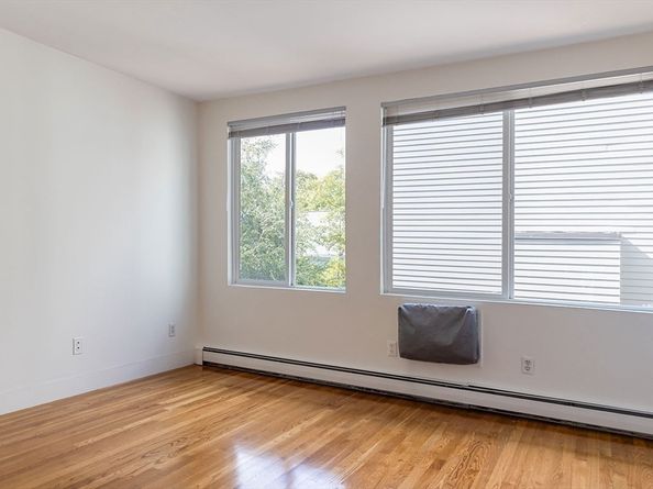2 Ellery Square 2, Cambridge MA 02138