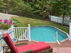 42 Shining Rock Dr, Northbridge MA 01534