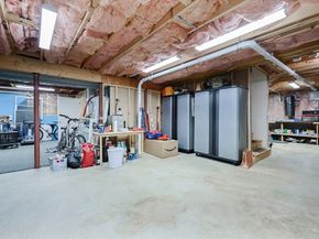 42 Shining Rock Dr, Northbridge MA 01534