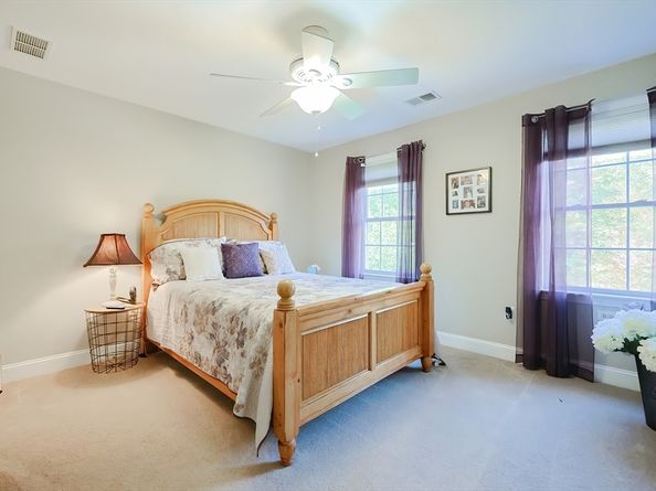 42 Shining Rock Dr, Northbridge MA 01534