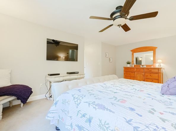 42 Shining Rock Dr, Northbridge MA 01534