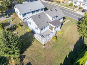 20 Oak Street, Stoneham MA 02180