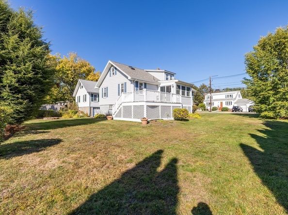 20 Oak Street, Stoneham MA 02180