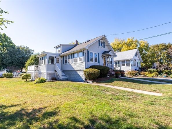 20 Oak Street, Stoneham MA 02180