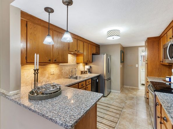 1100 Salem Street 58, Lynnfield MA 01940