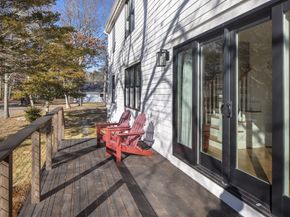 8 Pine St, Mattapoisett MA 02739
