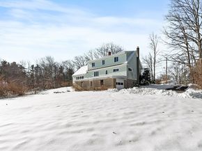 318 Lovewell St, Gardner MA 01440