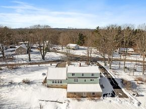 318 Lovewell St, Gardner MA 01440