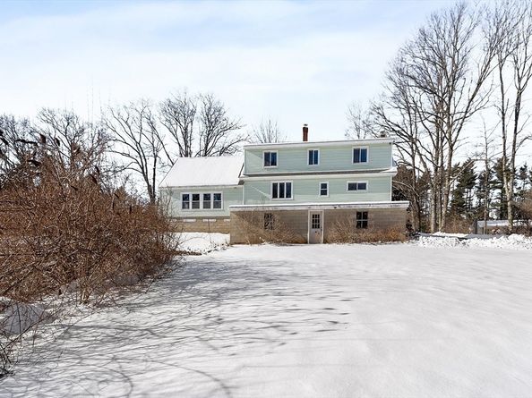 318 Lovewell St, Gardner MA 01440