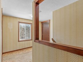 318 Lovewell St, Gardner MA 01440