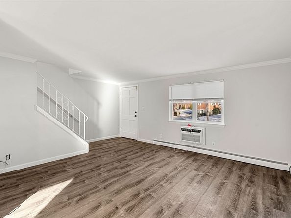 2 Kingston St 2, North Andover MA 01845