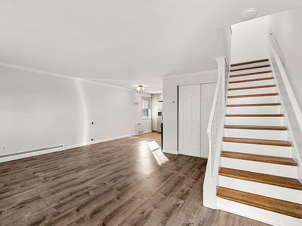 2 Kingston St 2, North Andover MA 01845