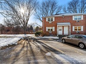 2 Kingston St 2, North Andover MA 01845