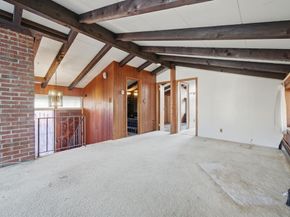 11 Hutchins Cir, Lynnfield MA 01940