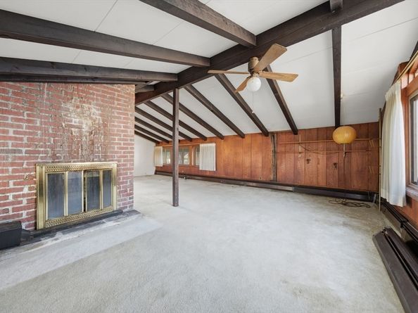 11 Hutchins Cir, Lynnfield MA 01940