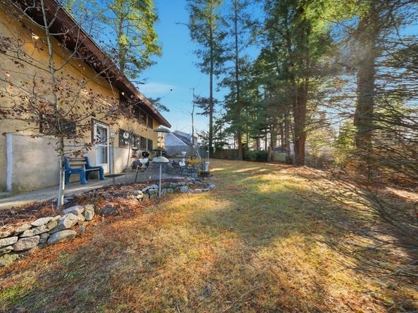 11 Hutchins Cir, Lynnfield MA 01940