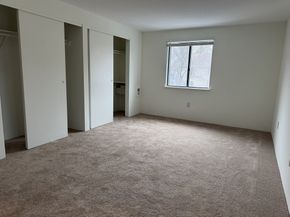 4 Village Rock Lane 9, Natick MA 01760