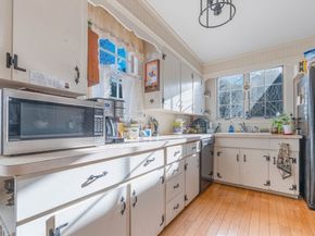 278 Main Street, Kingston MA 02364