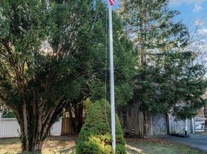 278 Main Street, Kingston MA 02364