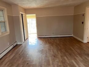 10 Oak Rd, Middleton MA 01949