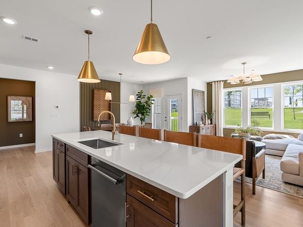 320 Martins Landing 406, North Reading MA 01864