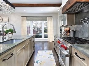 39 Worthington Rd, Brookline MA 02446